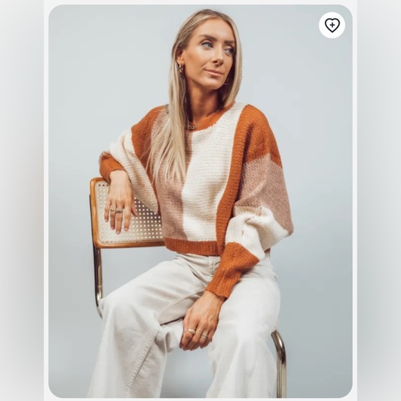 Shop Stevie Jaynie Cropped Sweater - Picture 5 of 6